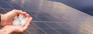 Lee más sobre el artículo Placas solares y granizo: Los paneles solares aguantan el granizo?