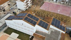 Lee más sobre el artículo Placas solares en Escuela de Cornellà del terri